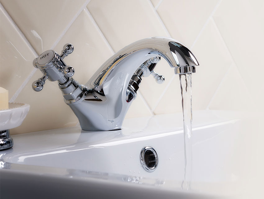 plombier remplacement robinet Paris 17